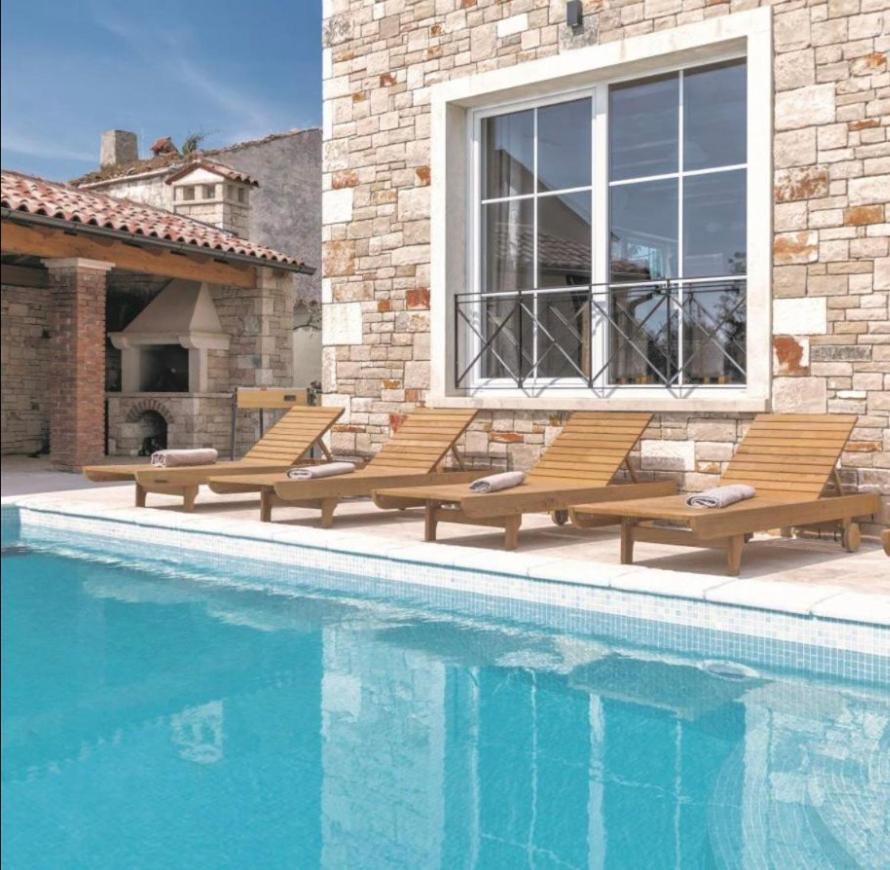 Moderne Istrische Steinvilla - 4 Sterne Mit Privatem, Beheizbaren Pool & Meerblick Kavran Bagian luar foto